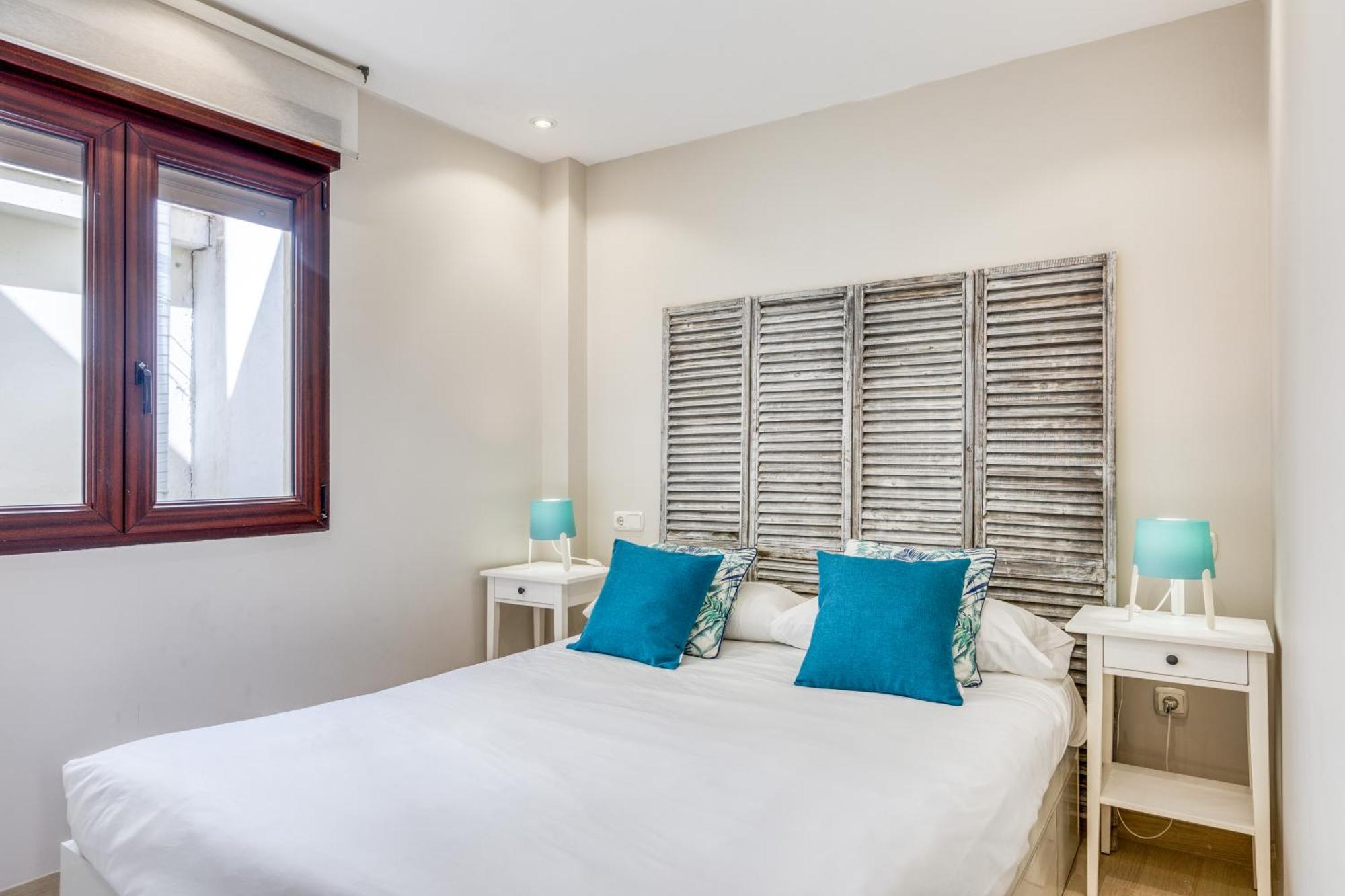 Hanami Plaza Abc Estepona Luaran gambar